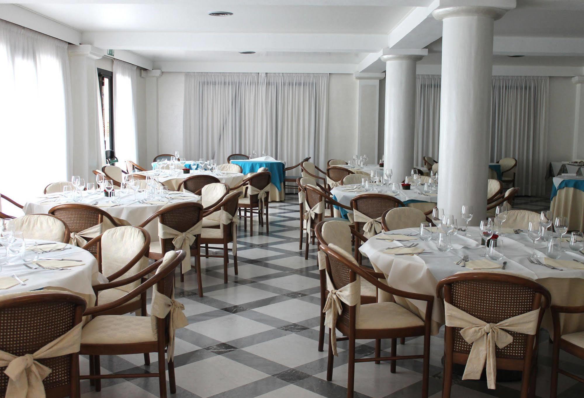 Swiss International Hotel Elba - Il Magnifico Marciana Marina  Exterior photo